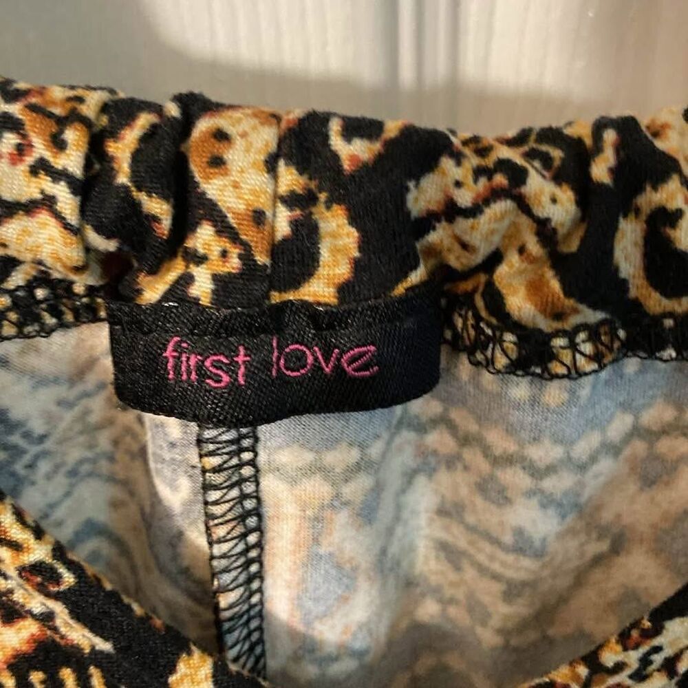 First love, tank top, multicolor, geometric pattern very soft size 3X - Picture 3 of 5
